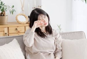 避免頻繁揉眼睛