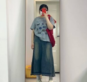 肉肉女牛仔裙穿搭